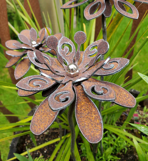 Winfield Designs Rusted Wild Flowers Metal Art - Wind River